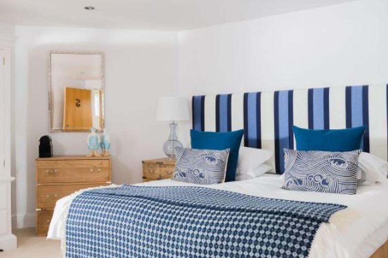 The Old Quay House Hotel - Oda