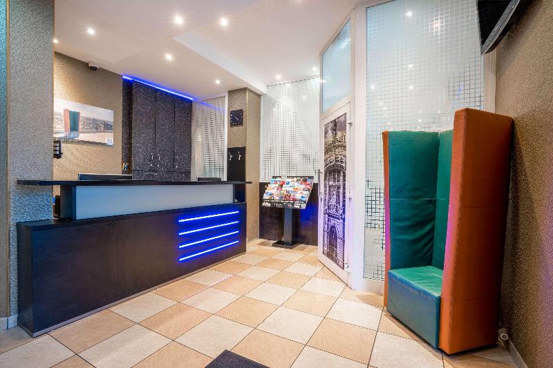 Comfort Hotel Frankfurt Central Station - Lobi