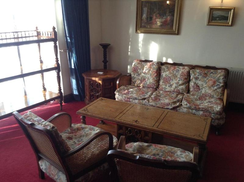 The Crown Hotel - Lobi