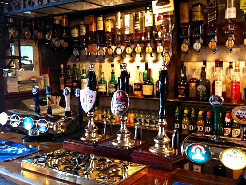 The Crown Hotel - Genel