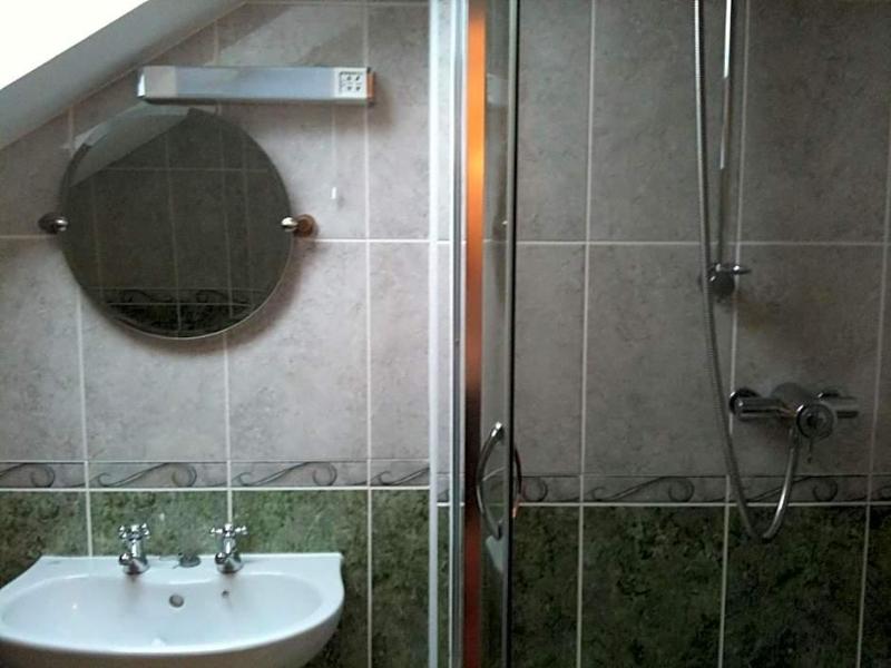 The Crown Hotel - Genel