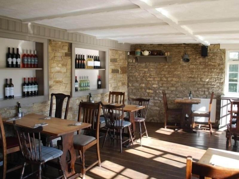The Crewe Arms - Genel