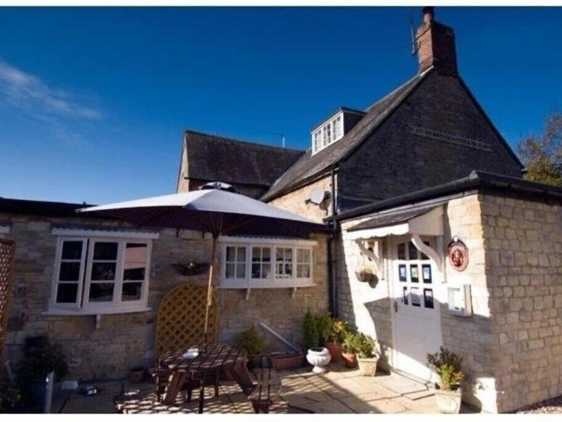 The Crewe Arms - Genel