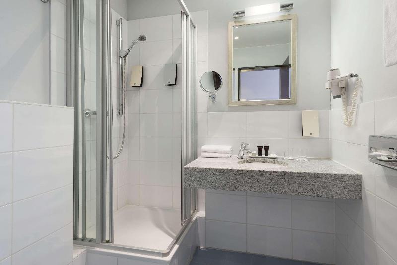 Ramada by Wyndham Frankfurt Central Station - Oda