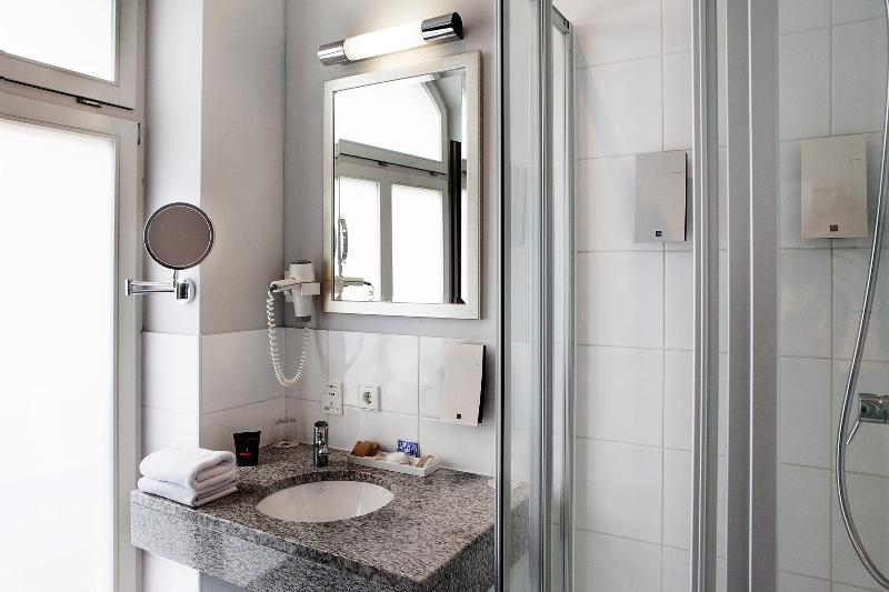 Ramada by Wyndham Frankfurt Central Station - Oda