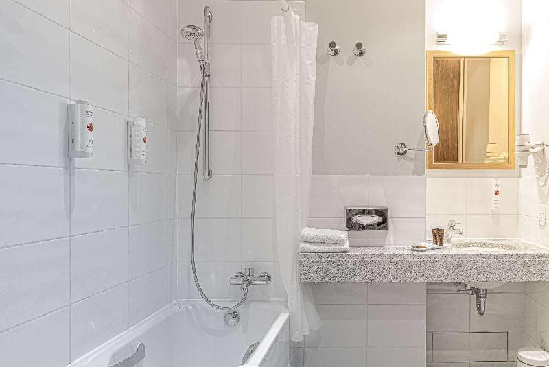Ramada by Wyndham Frankfurt Central Station - Oda