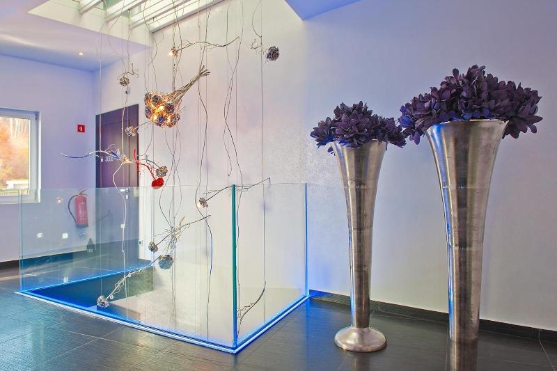 G Design Hotel - Lobi