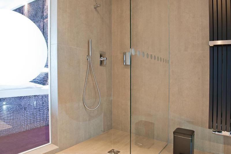 G Design Hotel - Oda
