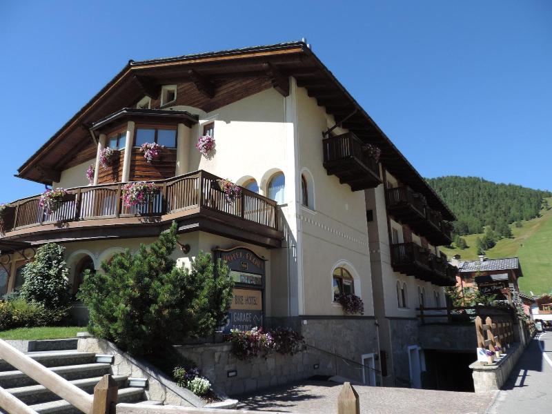 Hotel Flora - Genel