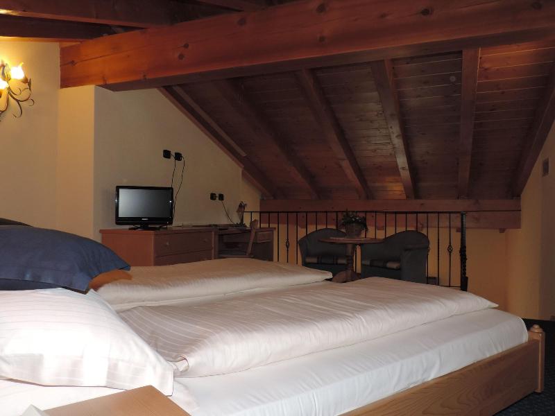Hotel Flora - Oda