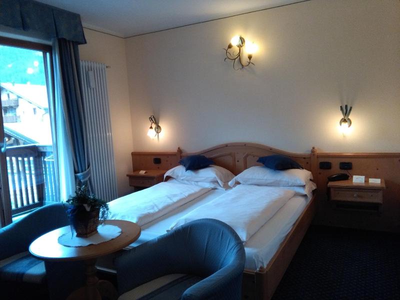 Hotel Flora - Oda