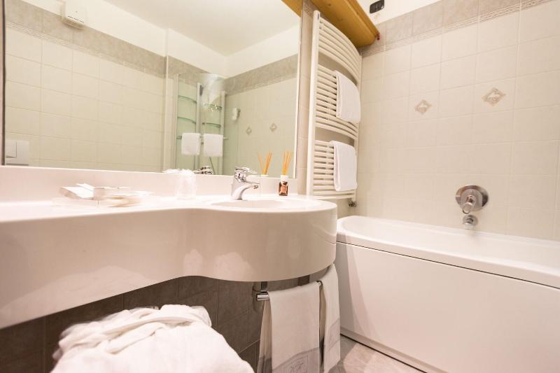 Hotel Flora - Oda