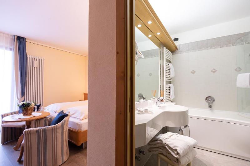 Hotel Flora - Oda