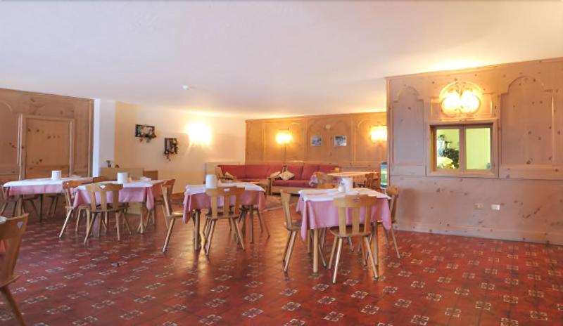 Hotel Baita Della Luna - Restoran