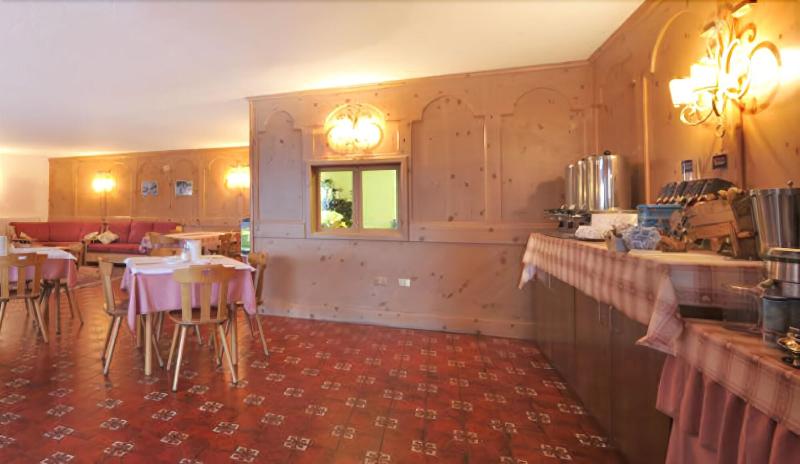 Hotel Baita Della Luna - Restoran