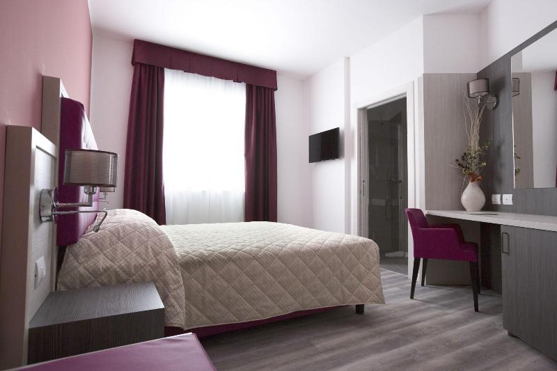 Alma Living Hotel - Oda