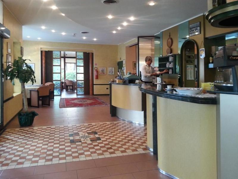 Hotel Ristorante Sasso - Lobi