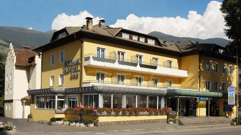 Tourist Hotel - Genel