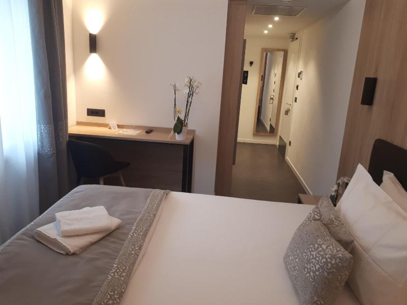 Tourist Hotel - Oda