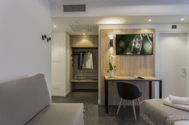 Tourist Hotel - Oda