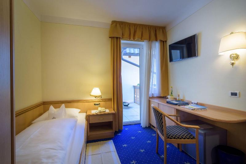 Sonnenhotel Adler - Oda