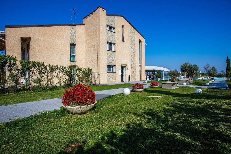 Gelso Bianco Country Resort - Genel