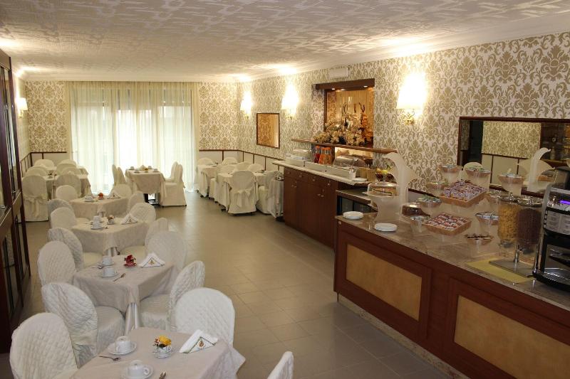Hotel Nespolo D'Oro - Restoran