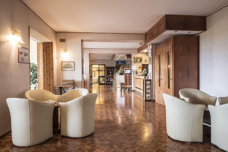 Vega Hotel Perugia - Lobi