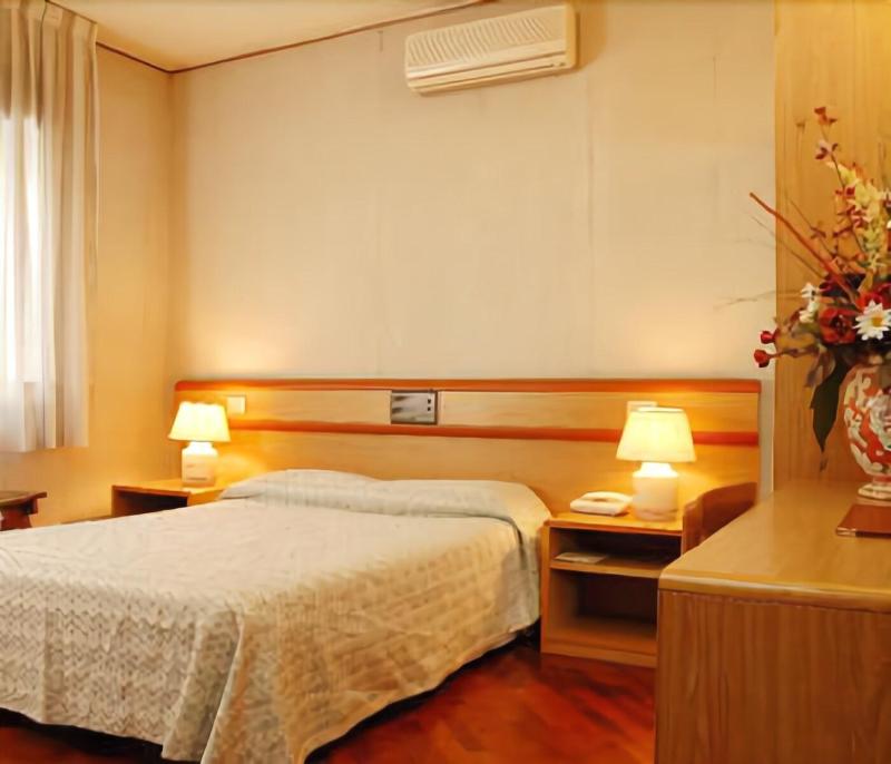 Vega Hotel Perugia - Oda