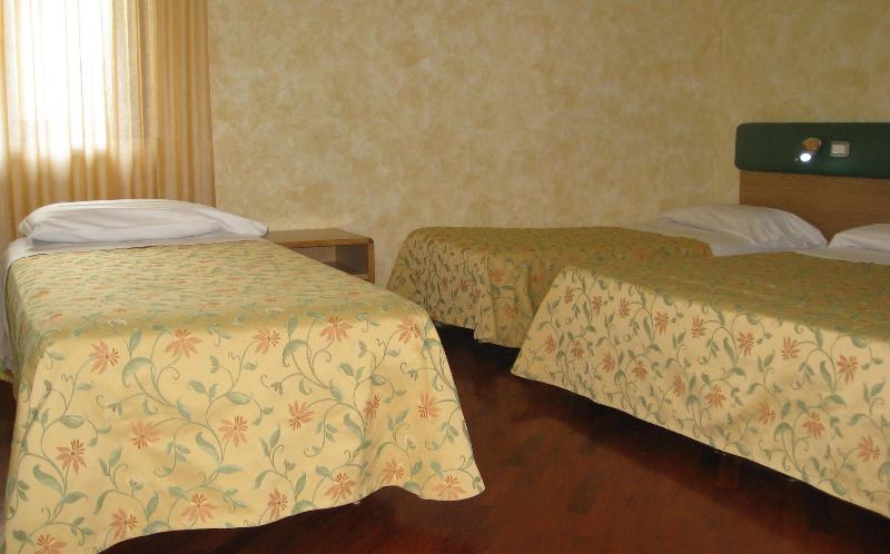 Vega Hotel Perugia - Oda