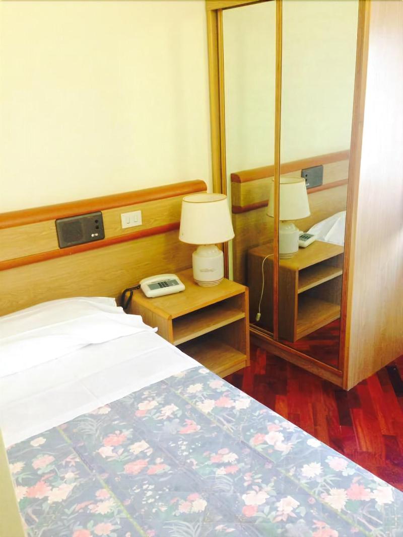 Vega Hotel Perugia - Oda
