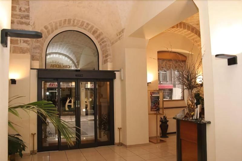 Hotel Adria - Lobi