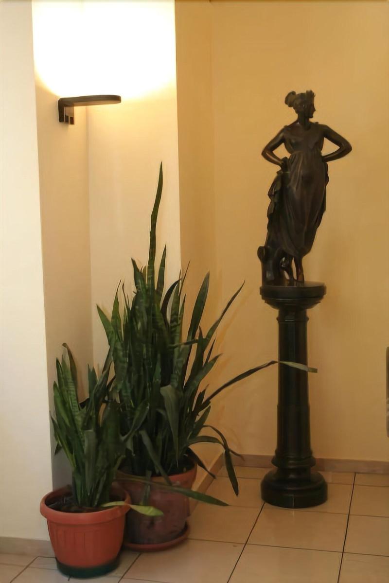 Hotel Adria - Lobi