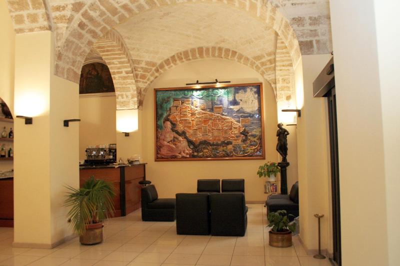 Hotel Adria - Lobi