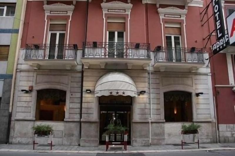 Hotel Adria - Genel