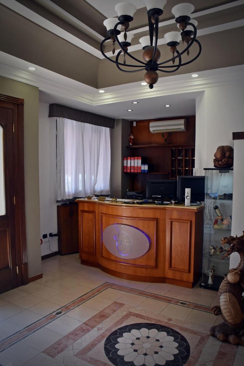 Hotel Joy - Lobi