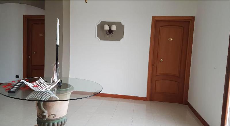 Hotel Joy - Lobi
