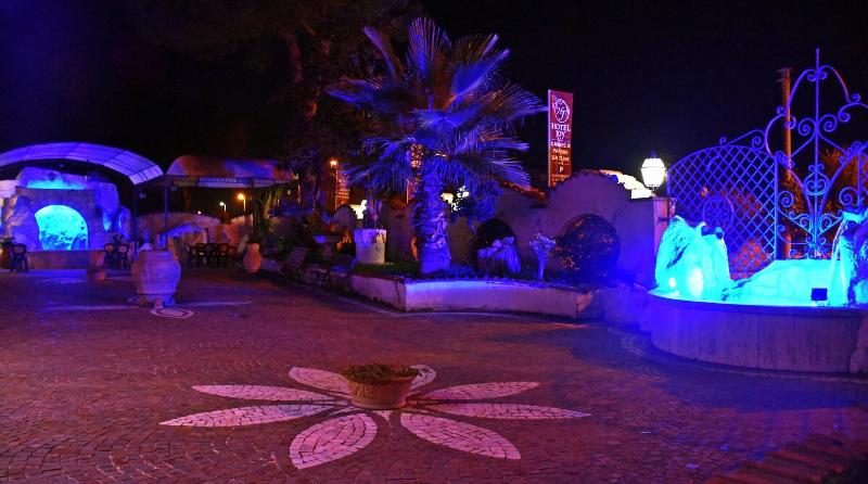 Hotel Joy - Teras