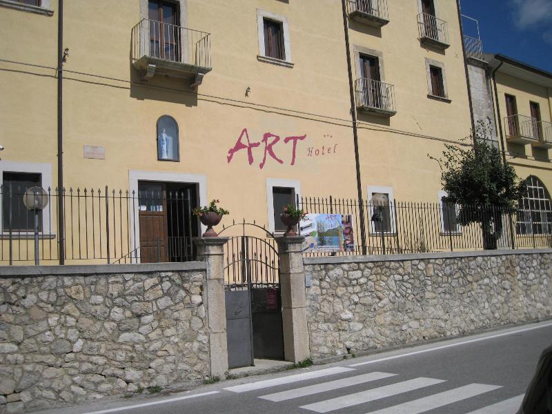 Art Hotel - Genel