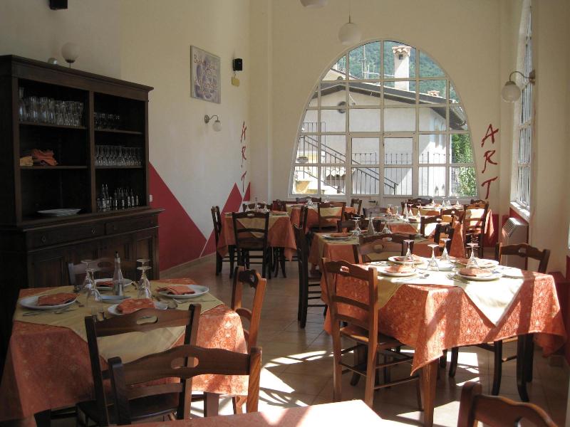 Art Hotel - Restoran