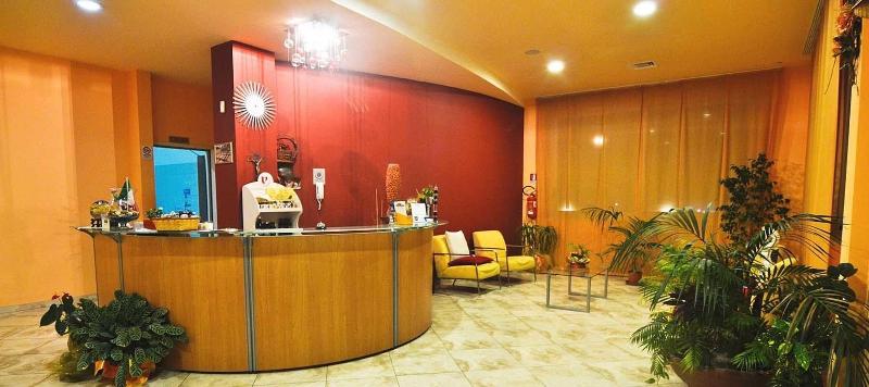 Hotel La Siesta - Lobi