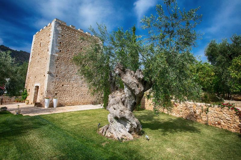 Hotel Torre Santamaria - Lobi