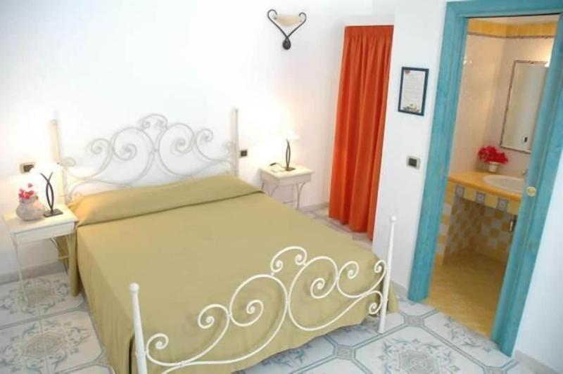 Hotel Girasole - Oda