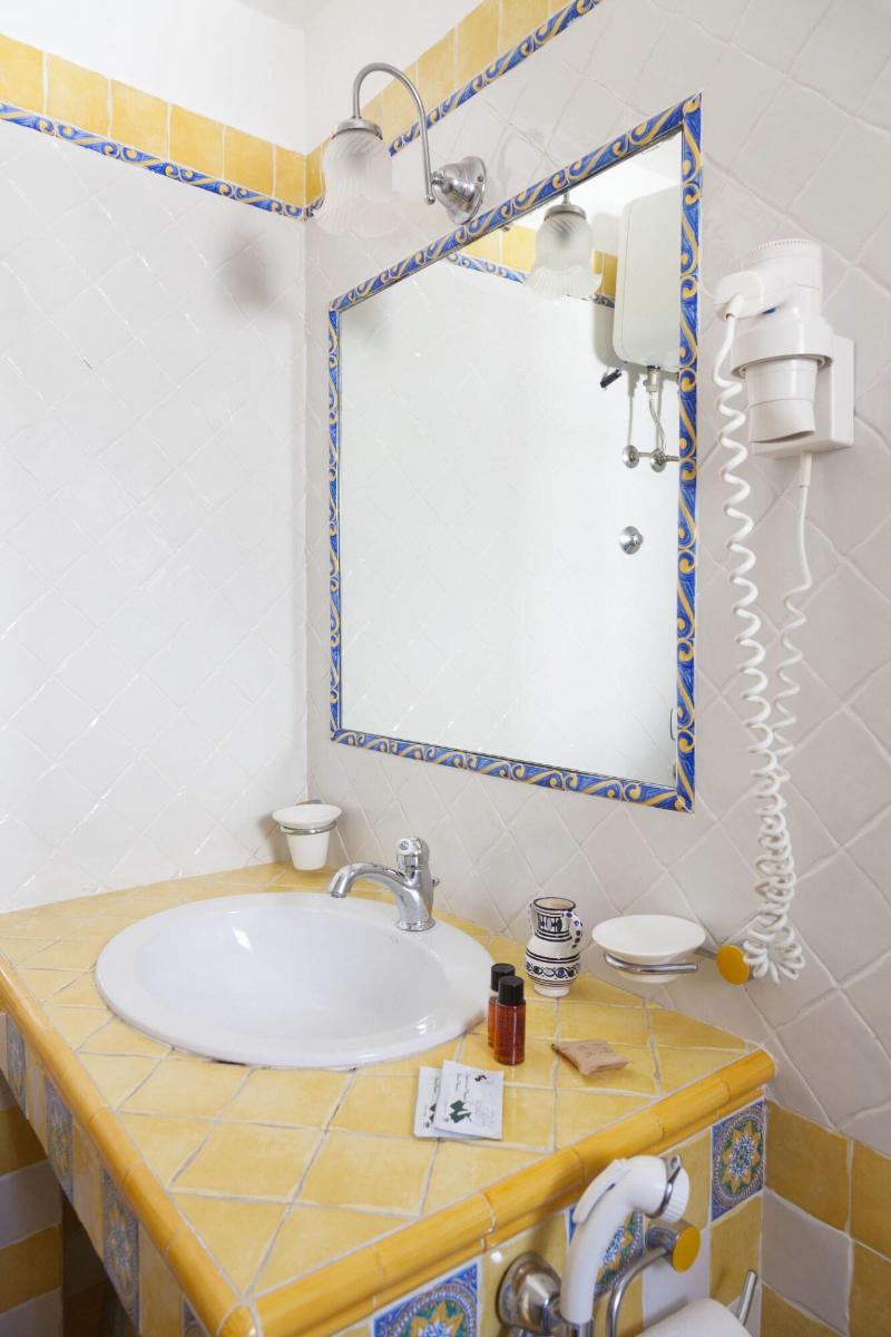 Hotel Girasole - Oda