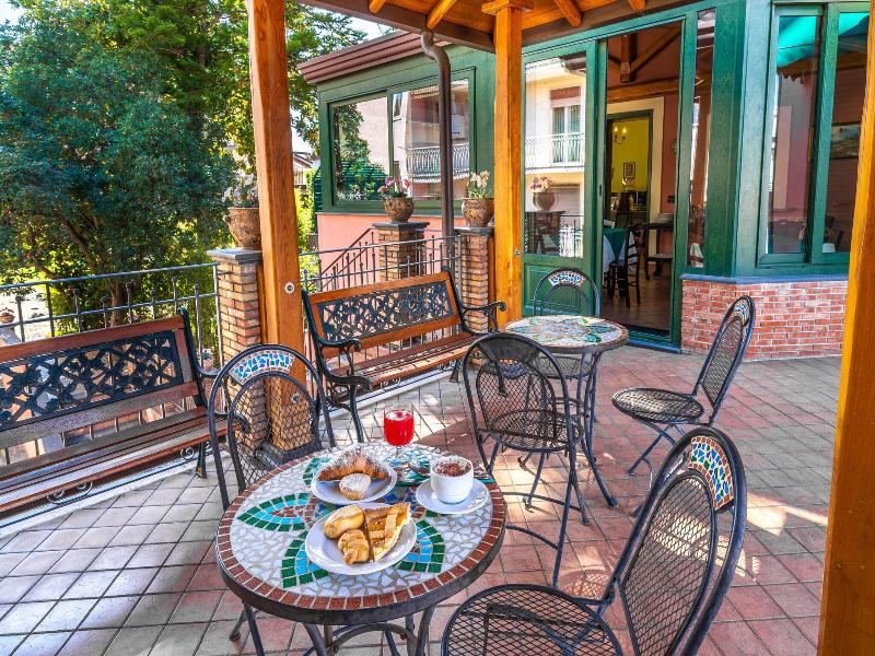 B&B Di Charme Alhambra - Genel