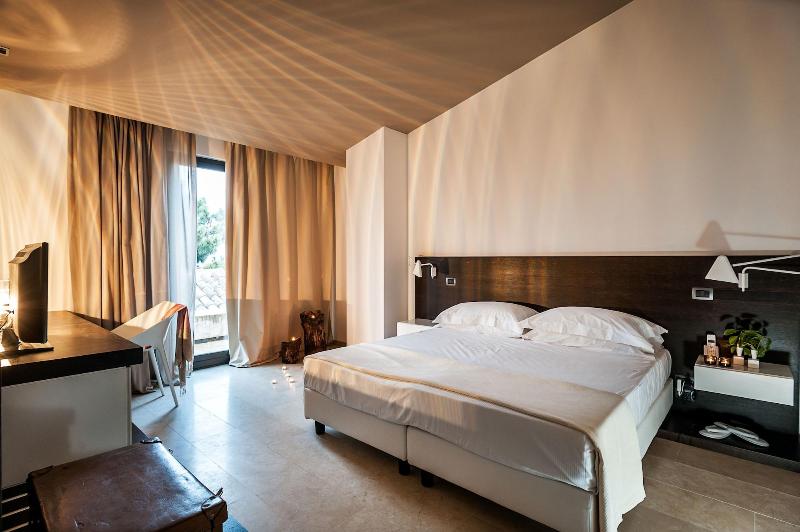 Ramo d'Aria Etna Boutique Hotel - Oda