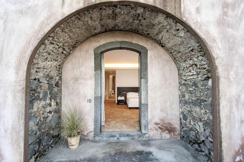 Ramo d'Aria Etna Boutique Hotel - Oda