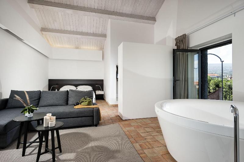 Ramo d'Aria Etna Boutique Hotel - Oda