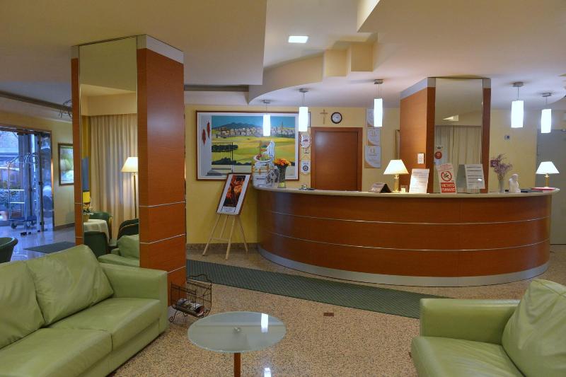 Hotel Due Pini - Lobi