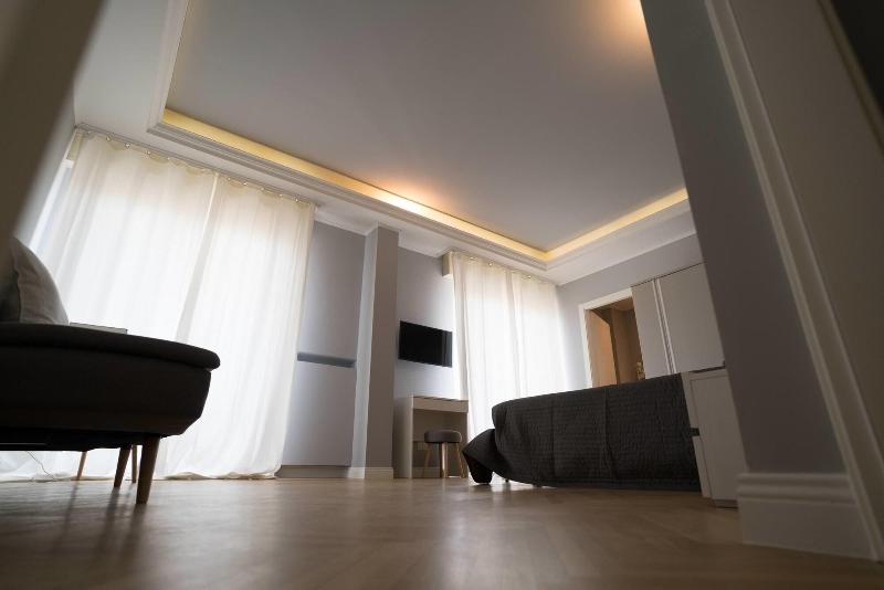 Room 56 - Genel